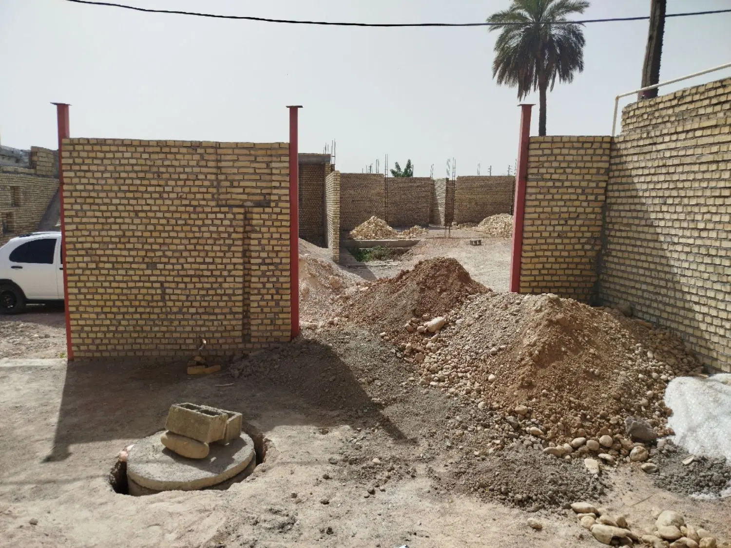 خونه نیمه کاره