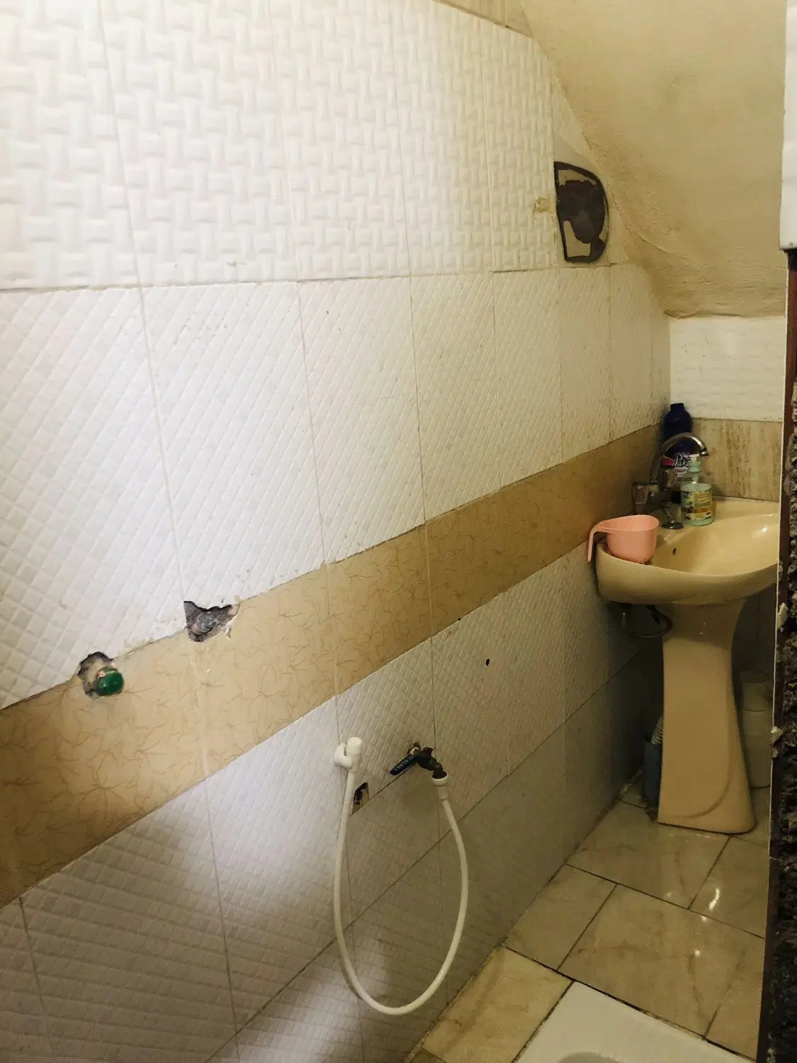 یک‌دهنه‌‌مغازه‌درجماران(سرخیابون.براصلی)۲۵۰ماهی۱۶