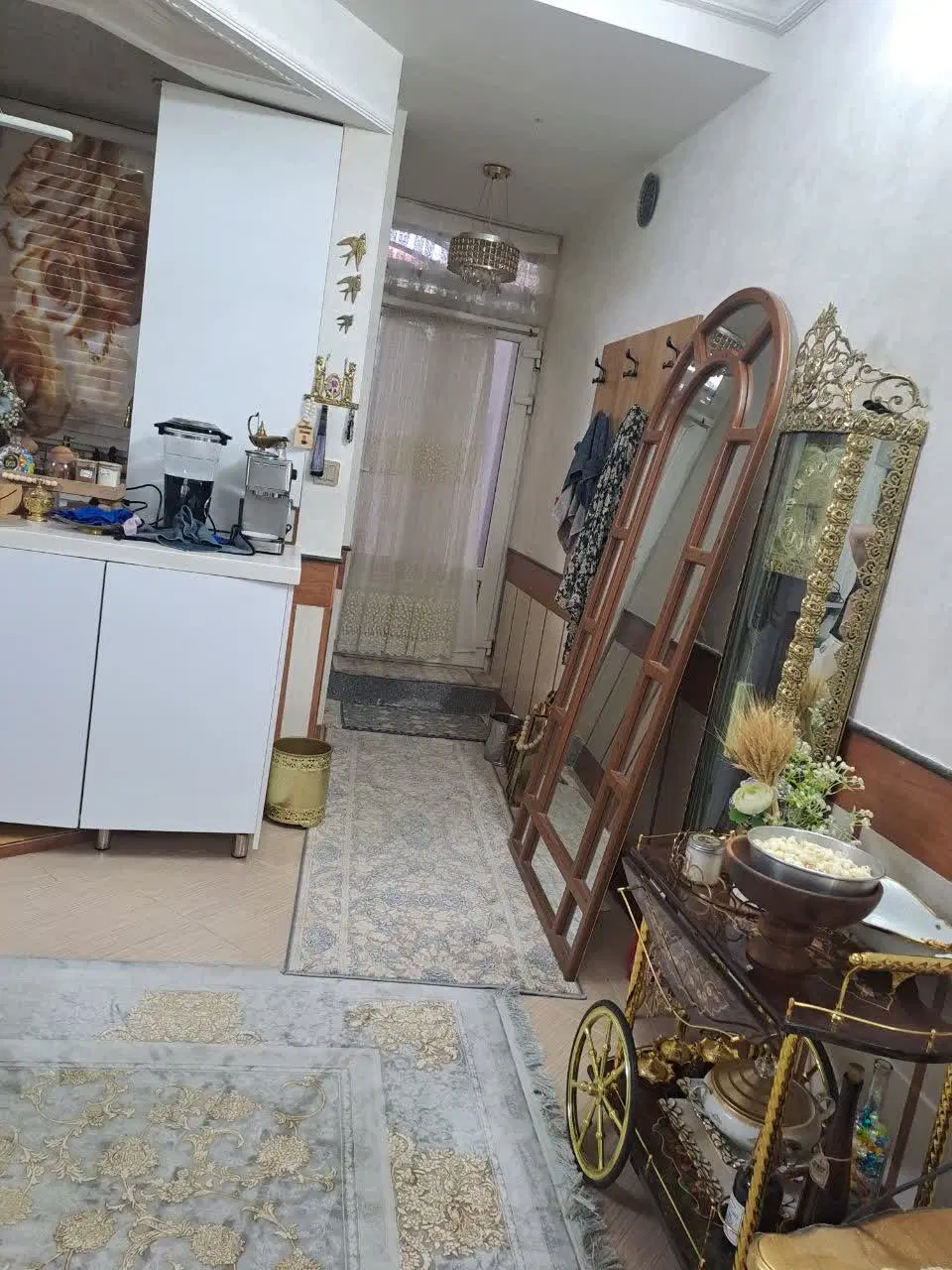 منزل دوطبقه همکف وبالا