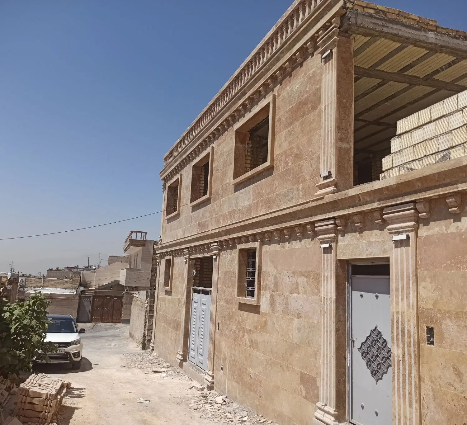 فروش اسکلت نوسازطبقه همکف بابهترین مصالح.