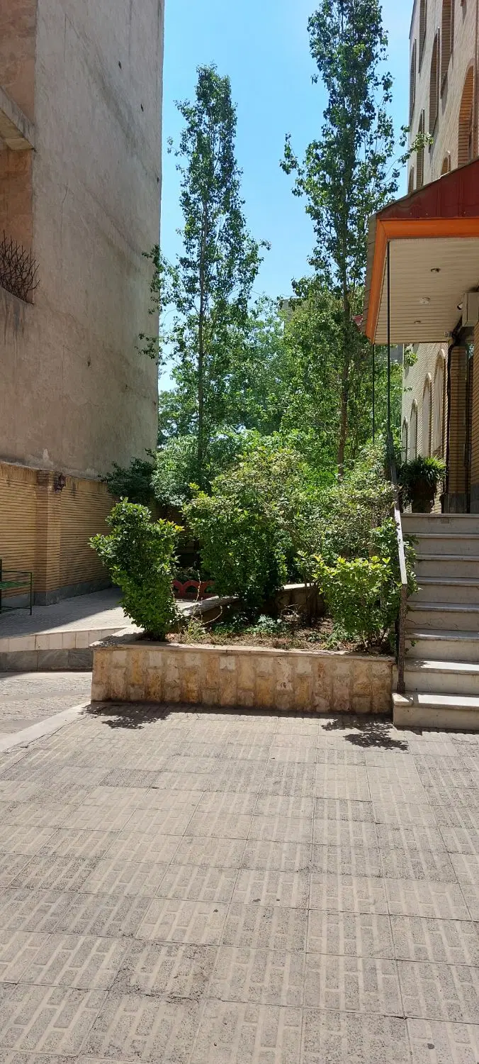 واحد ۶۵ متری دو خواب