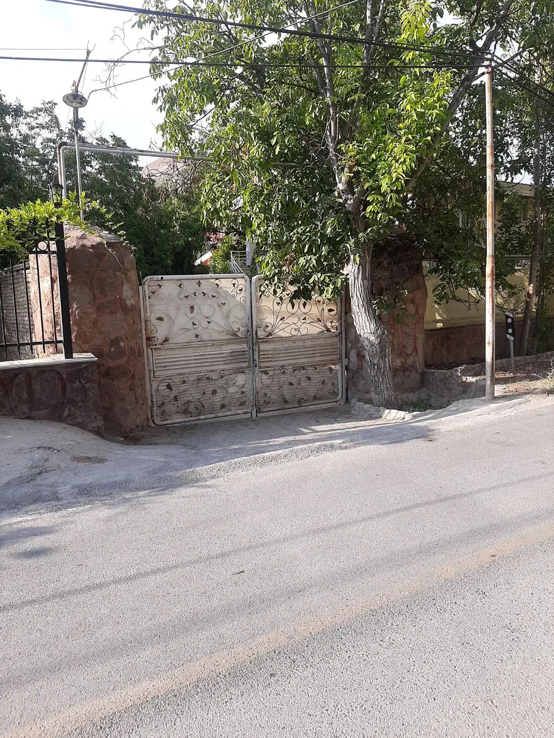 باغچه در شهرک بر اصلی