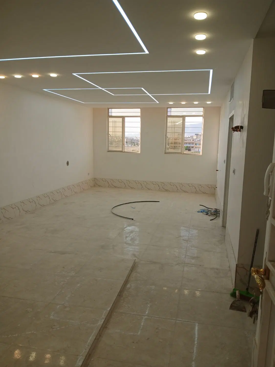 فروش آپارتمان 110متری کوشک میدان