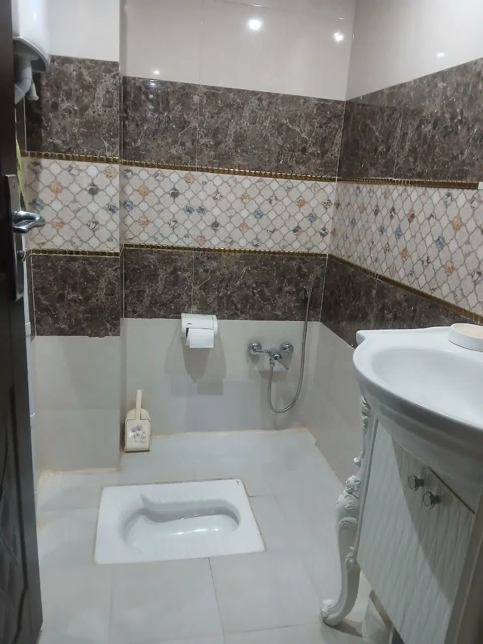فروش آپارتمان صد متری