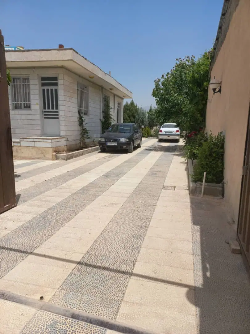 فروش و رهن ویلا مهرآباد سروستان
