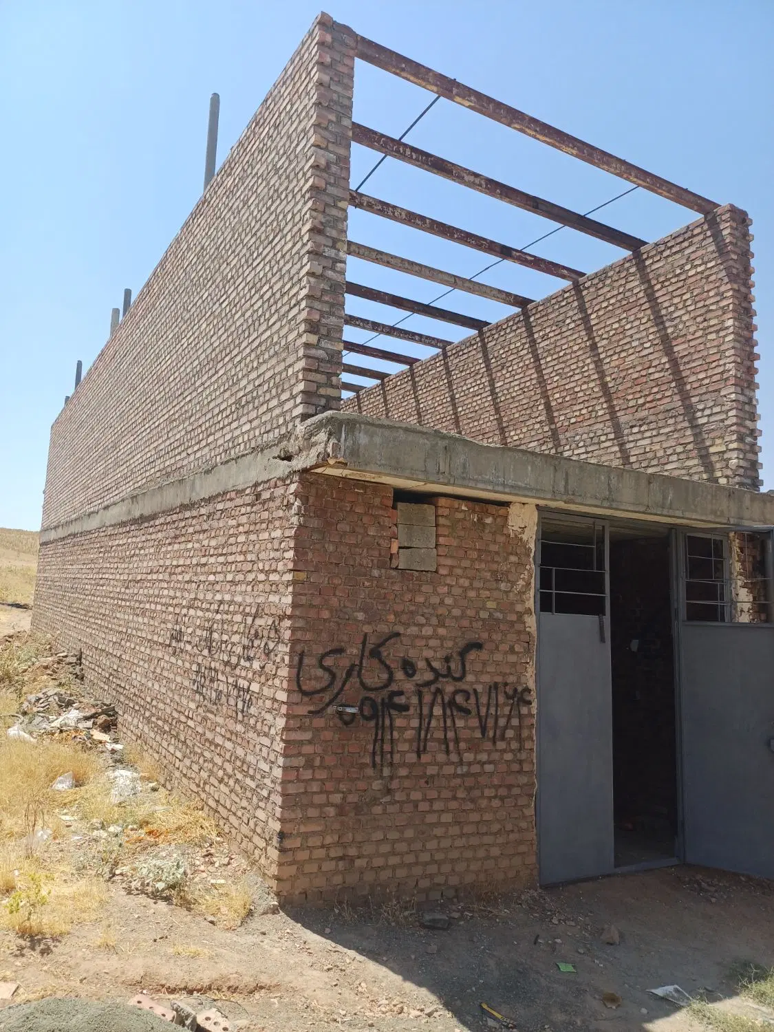 فروش خانه نیمه کاره