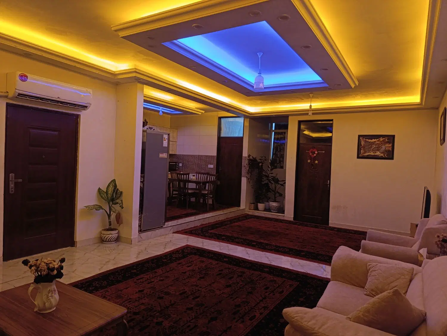 خانه دوطبقه فدک فاز دو