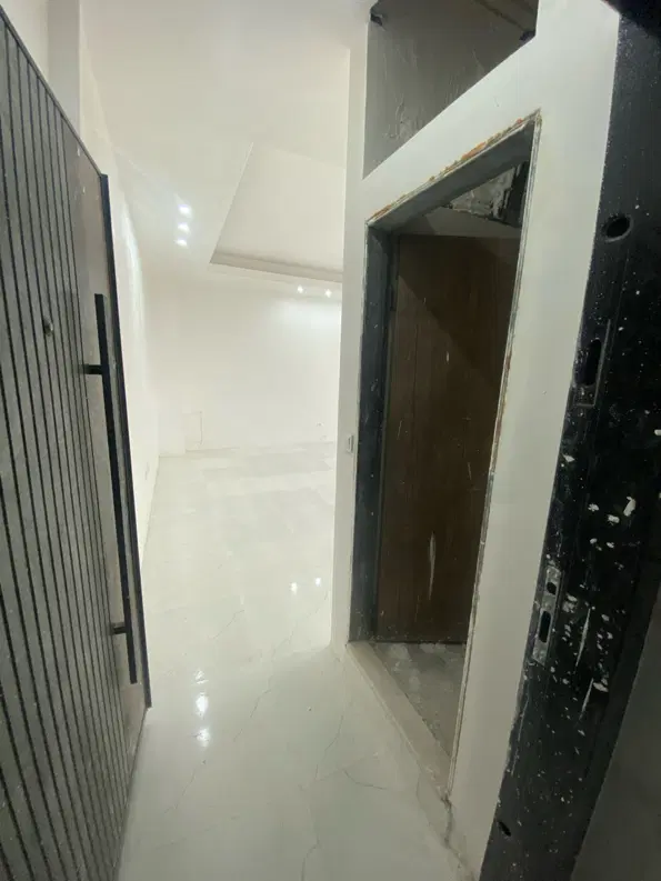 واحد ۸۵ متری دوخواب کدخدایی