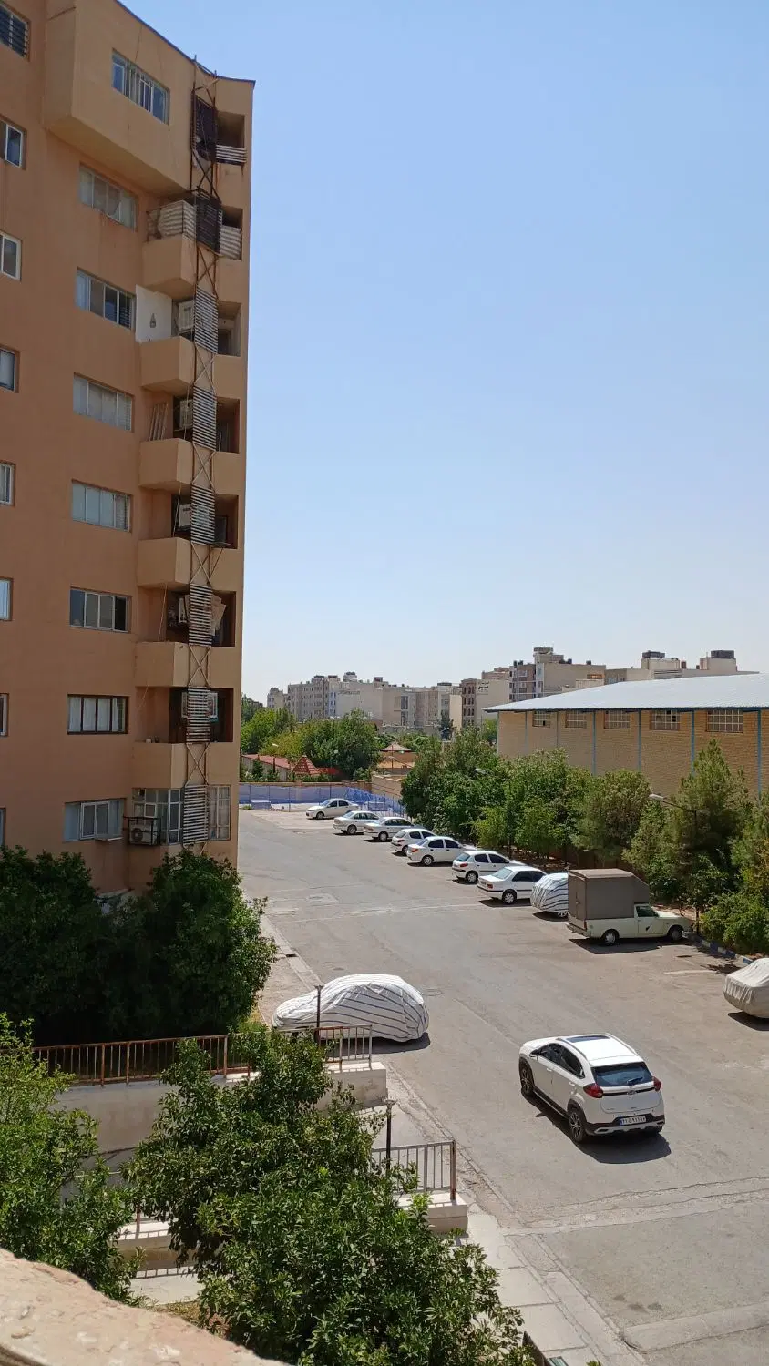 فروش واحد دو خوابه