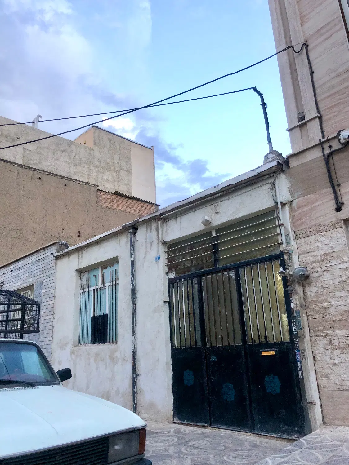 ۱۲۰ متر ویلایی در خیابان کاشانی