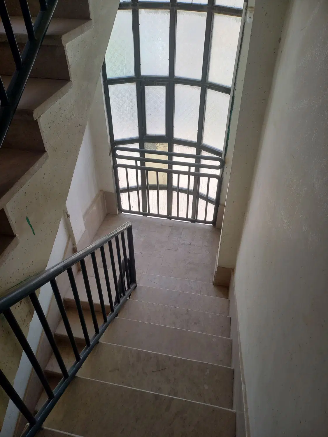 آپارتمان دو طبقه