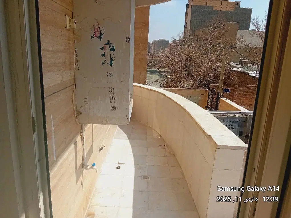 واحد ۱۱۲ متری پونه غربی
