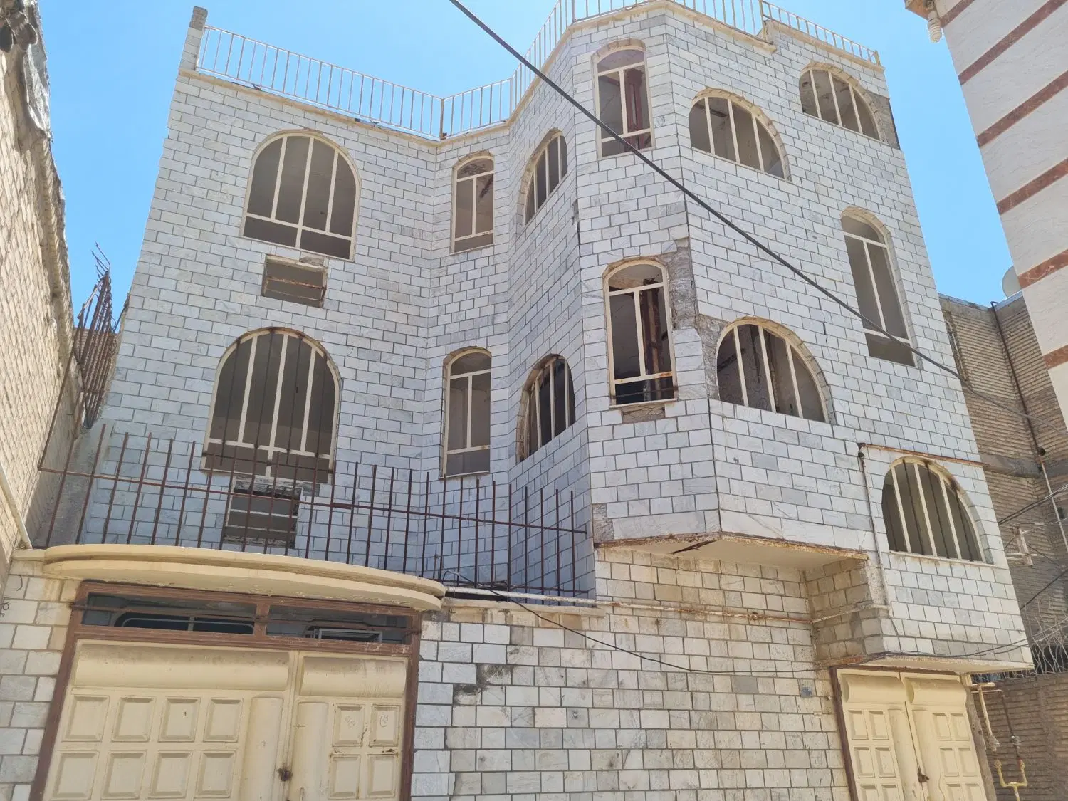 فروش اپارتمان سه واحدی