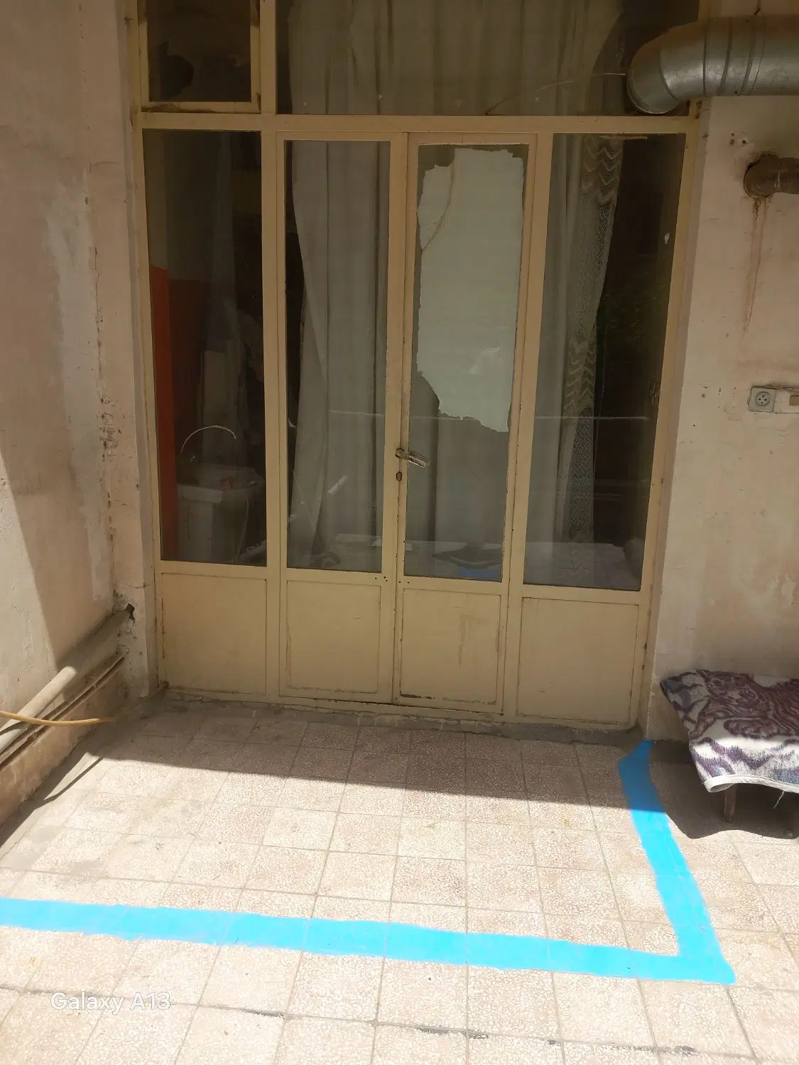جیحون یک سوئیت ۲۴ متر تراس دارای پارک موتور