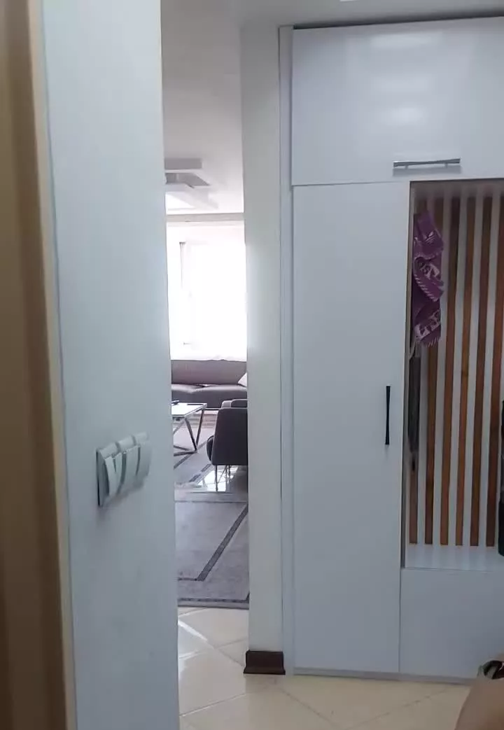 آپارتمان سی ۷