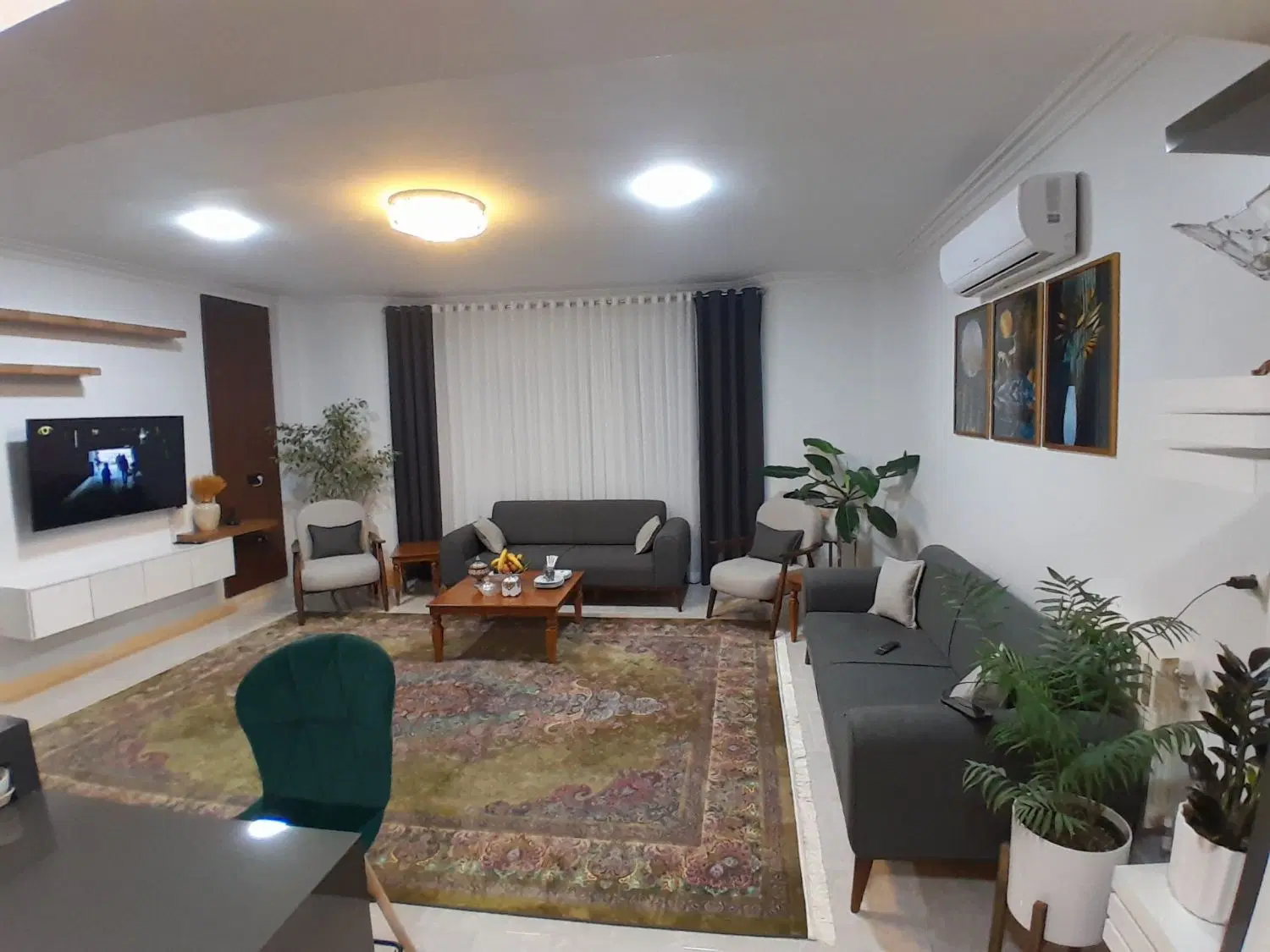 خیابان ساری.کوچه‌نیما