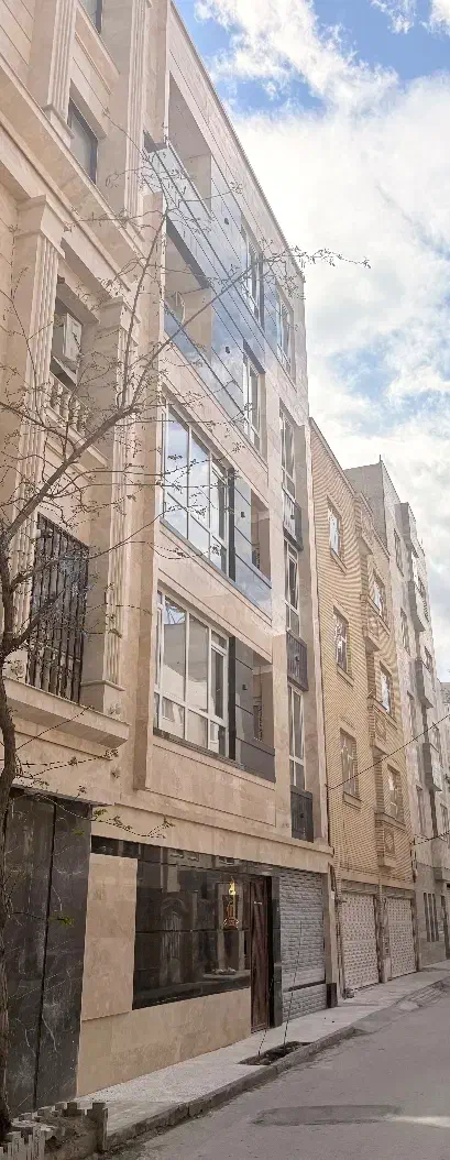 چهارراه رفیعی_۱۵۵ متر دونبش _ لوکس