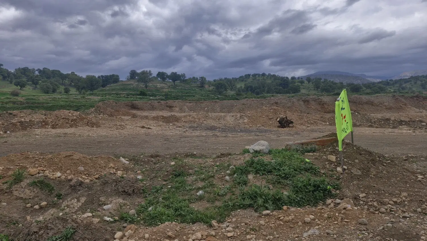 زمین واقع در جاده اصفهان روستای دارشاهی