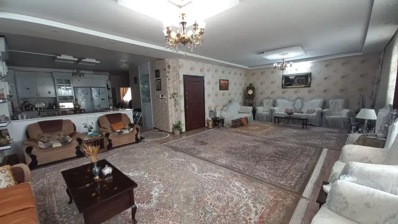 آپارتمان 150 متری وکالتی