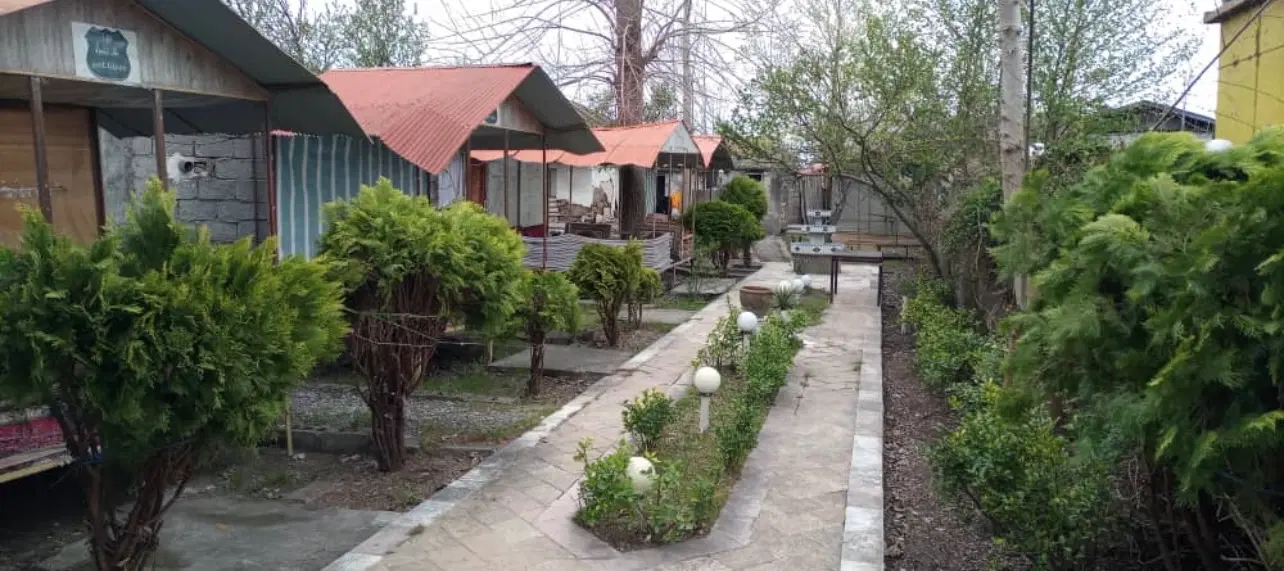 زمین فروشی