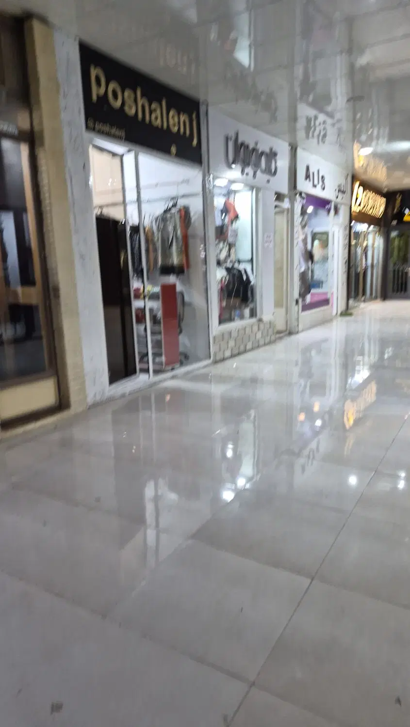 ۲ باب مغازه ۱۰ و ۱۲ متری در پاساژ قدس