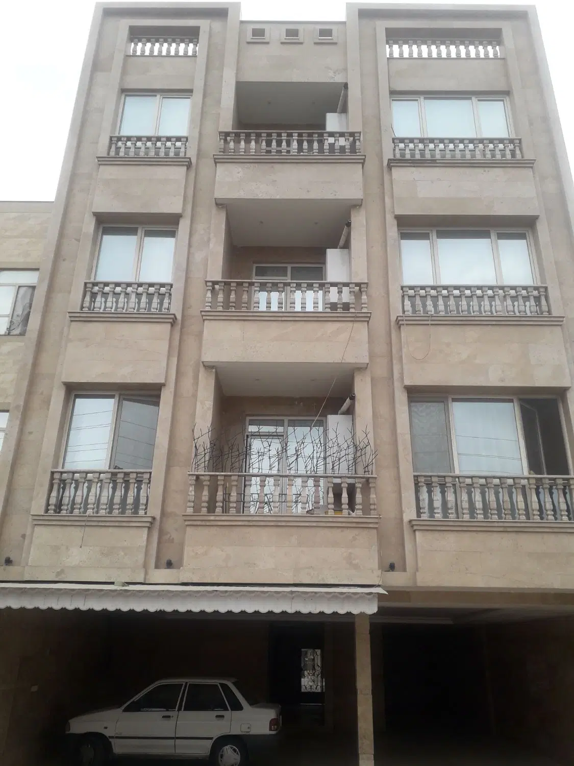آپارتمان ۸۲ متر