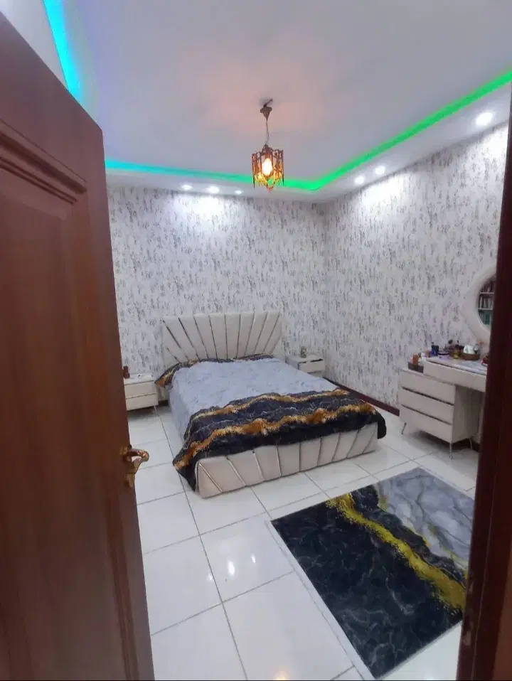 همخانه