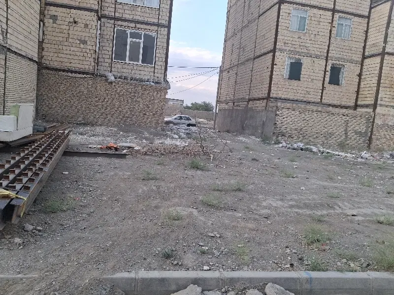 ۲۰۰ زمین مربع شمالی در کشاورز ۱۴ شکری ۲۵ سنددار