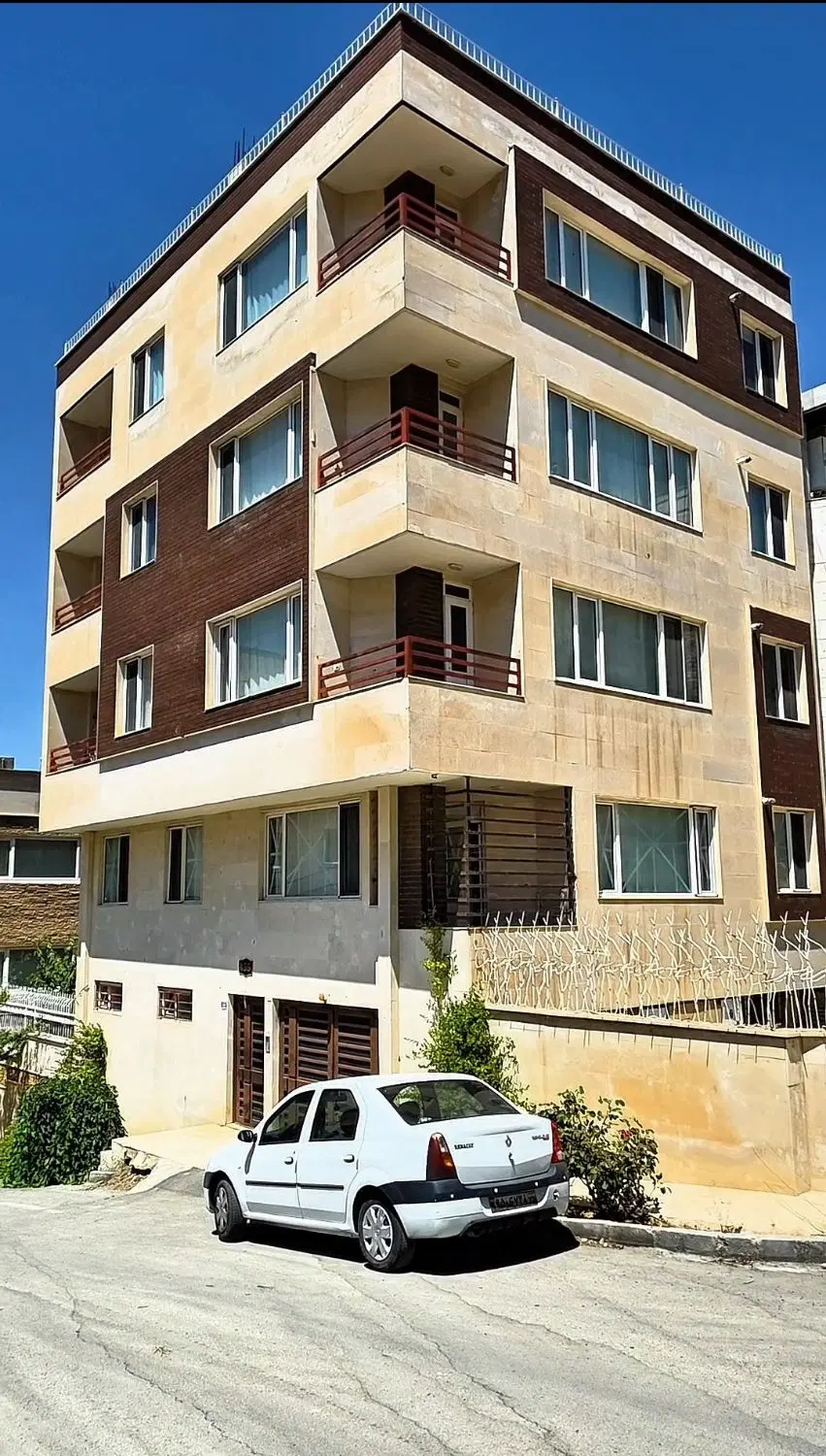 طبقه یک شهرک وحدت فول امکانات