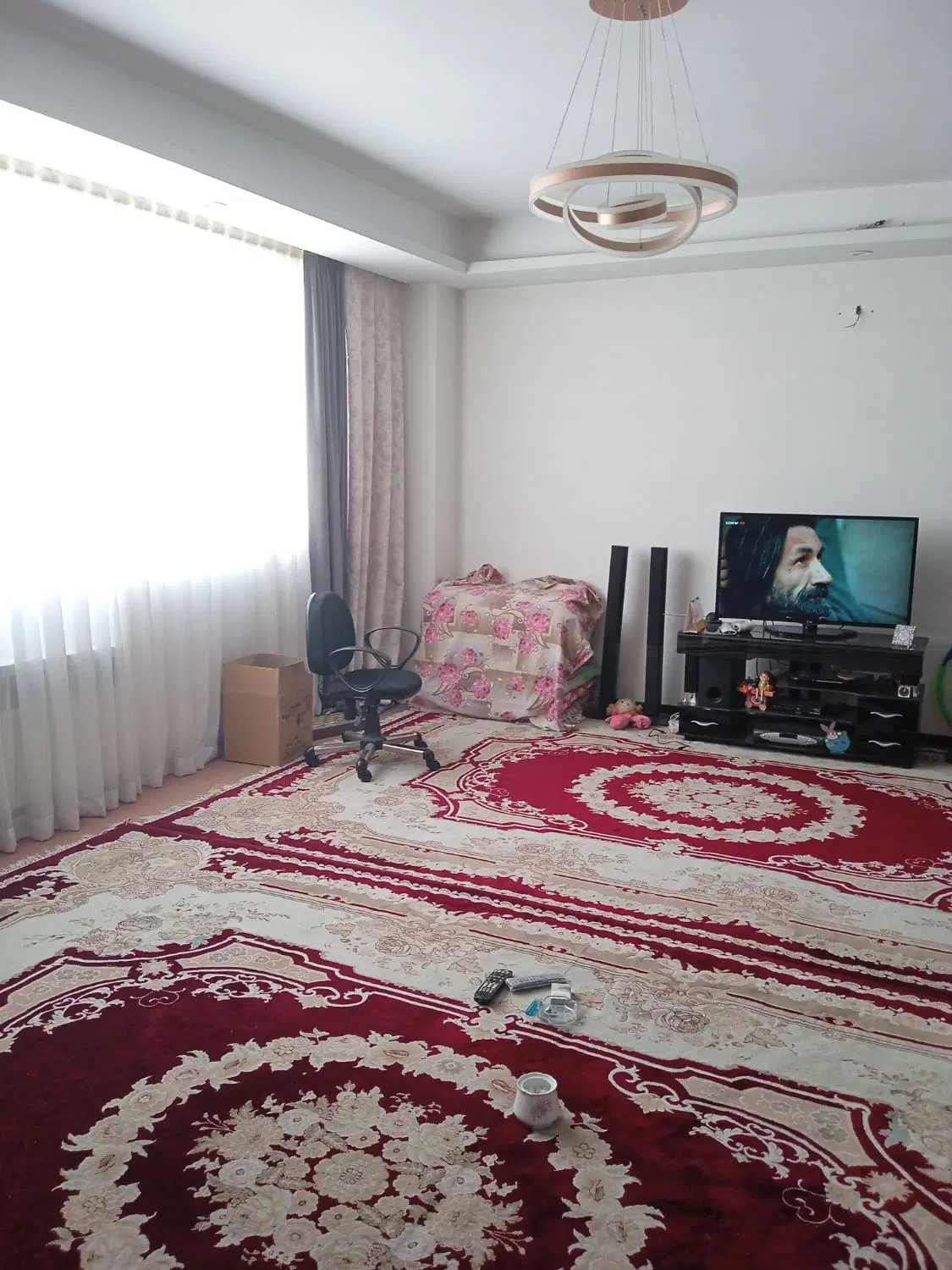 آپارتمان ۱۰۴ متری تک واحدی