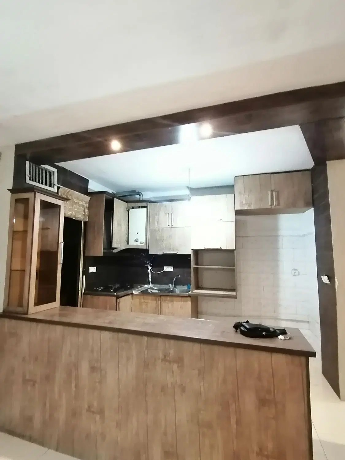 اپارتمان 68 متری نواب عباسی پارکینگ اختصاصی