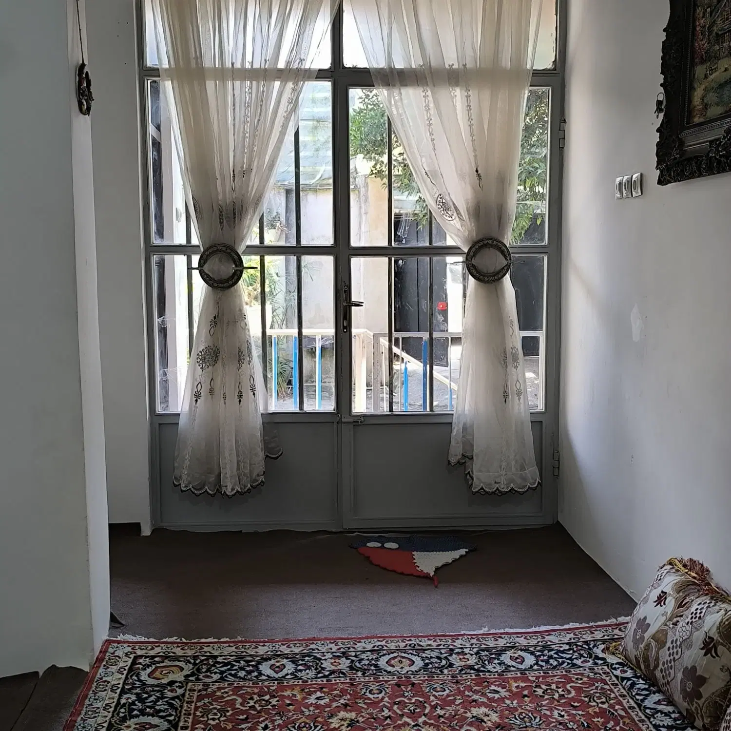 اجاره روزانه ویلا دربستی مستقل سویت دو پارکینگ