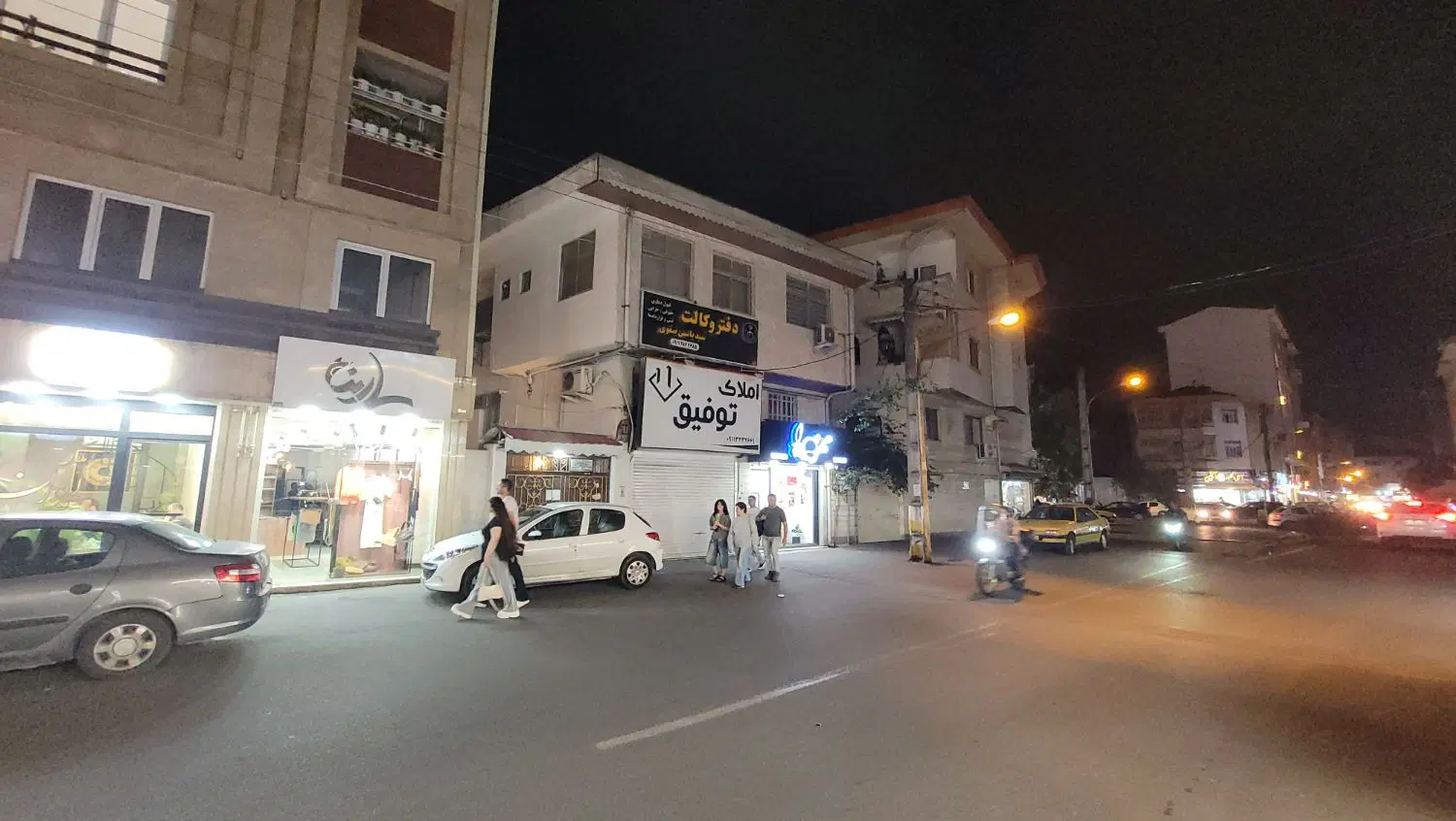 اجاره مغازه تجاری بالکن دار