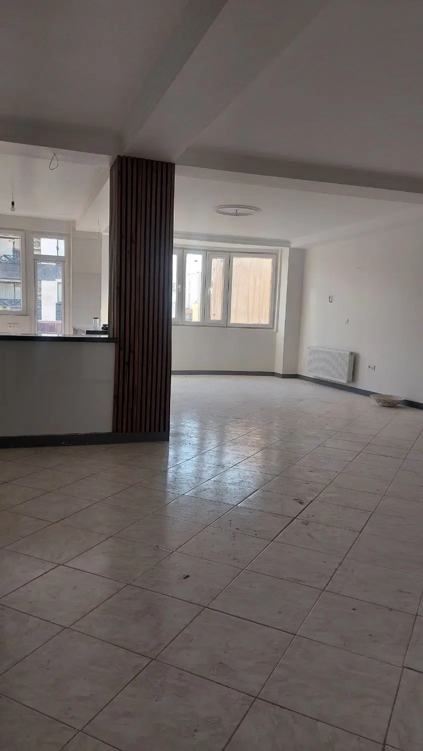 ۲۰۲متر خانه ویلایی زیرقیمت بنیاد ۲۲ بهمن