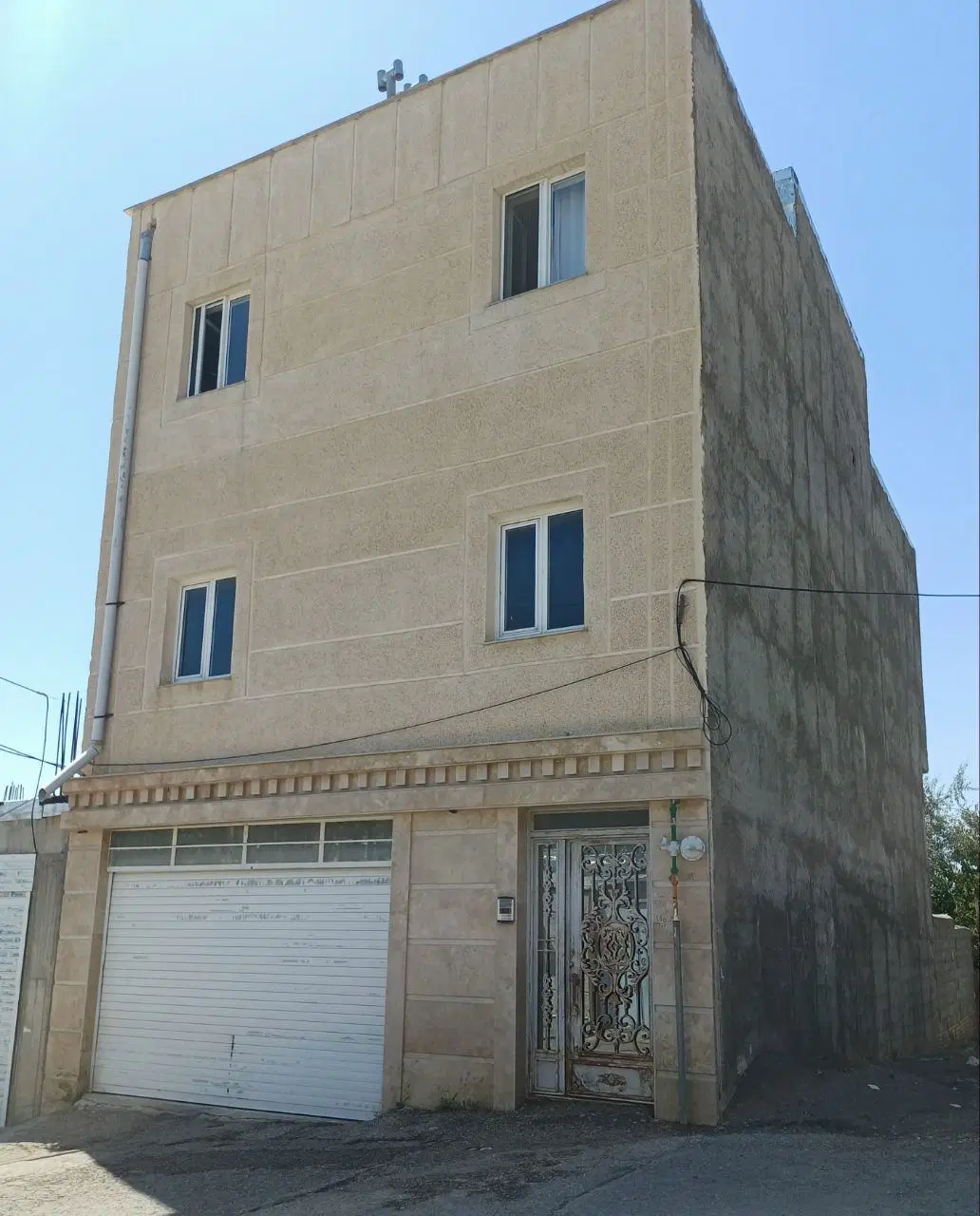 فروش دو واحد مسکونی در خلخال