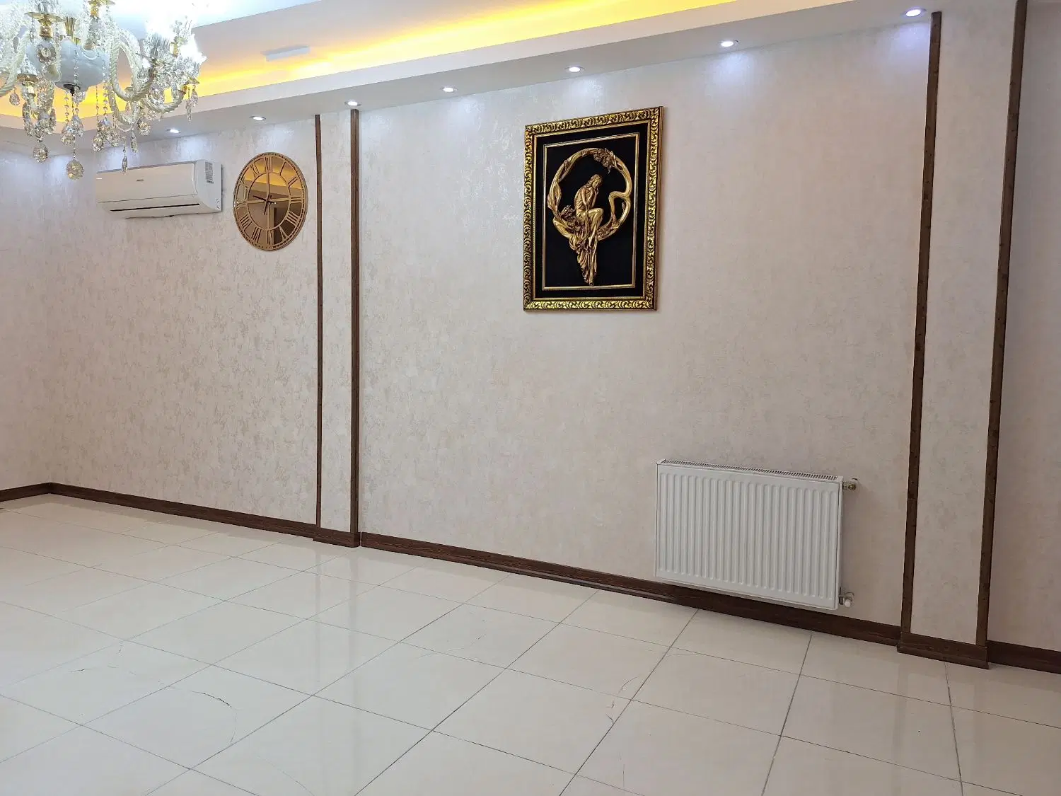 آپارتمان تک واحدی