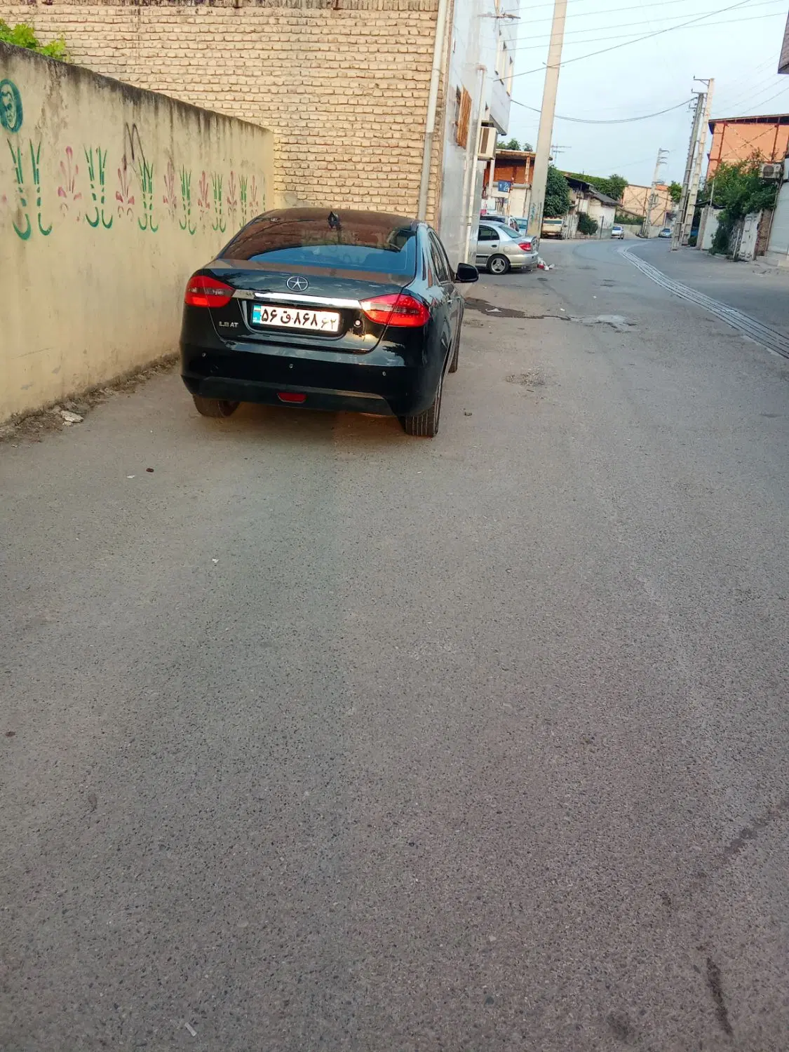 زمین دارای امتیاز آب و برق و گازراهبند