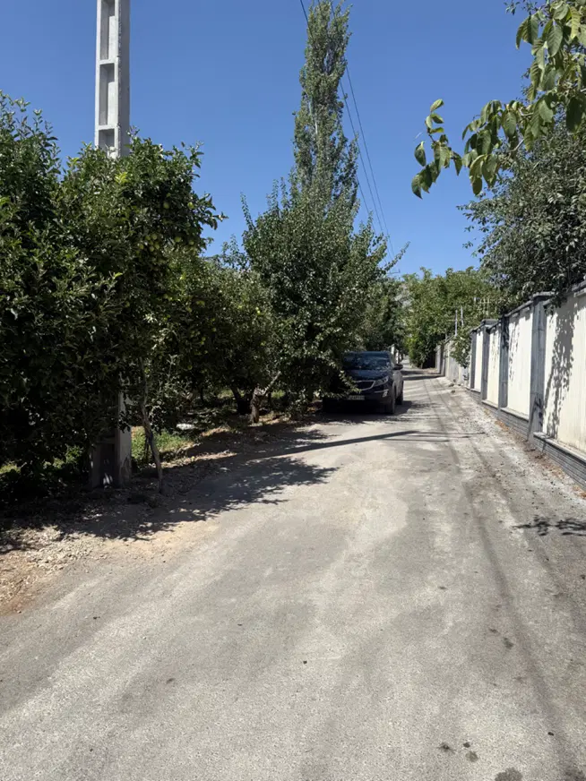باغچه شخصی در جابان دماوند سند تکبرگ