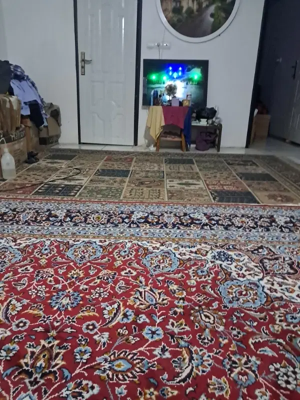 سلام یک هم خانه نیازمند