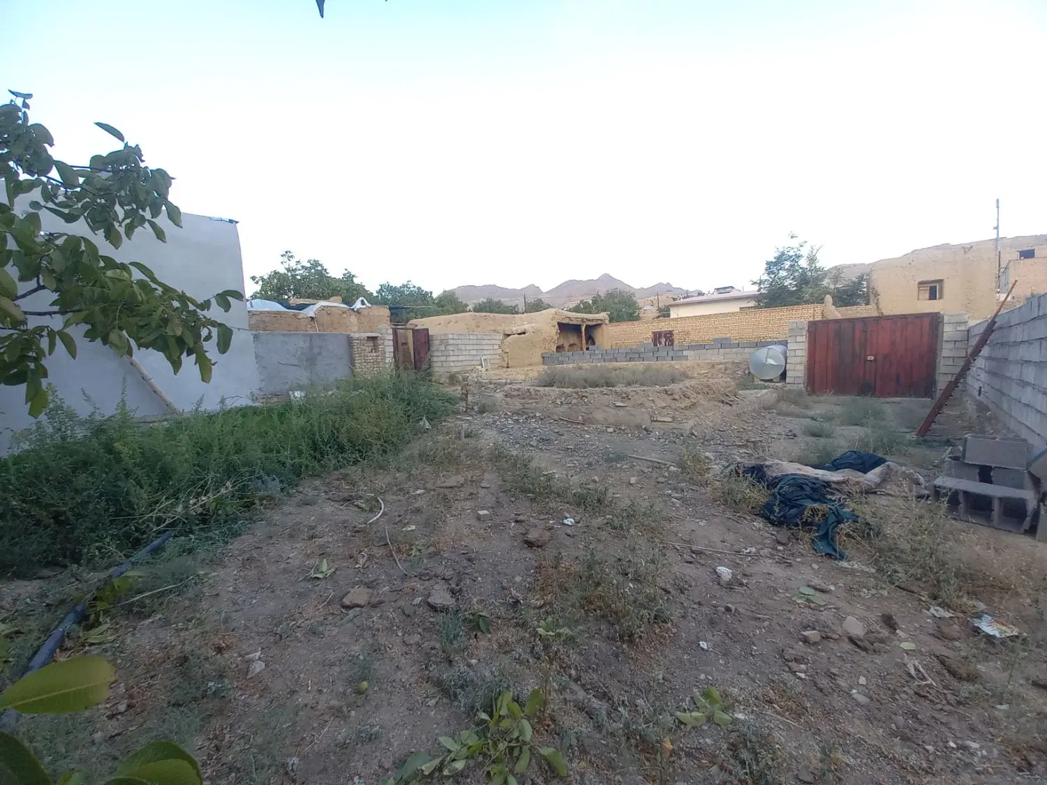 زمین مسکونی 600 متری آماده ساخت