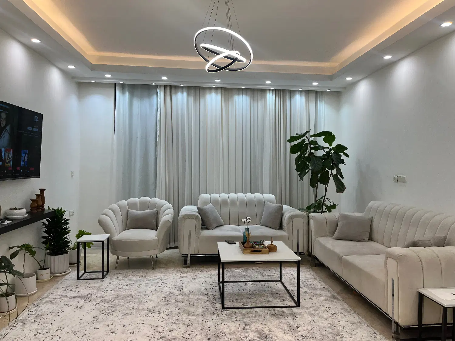 فروش یک واحد مسکونی