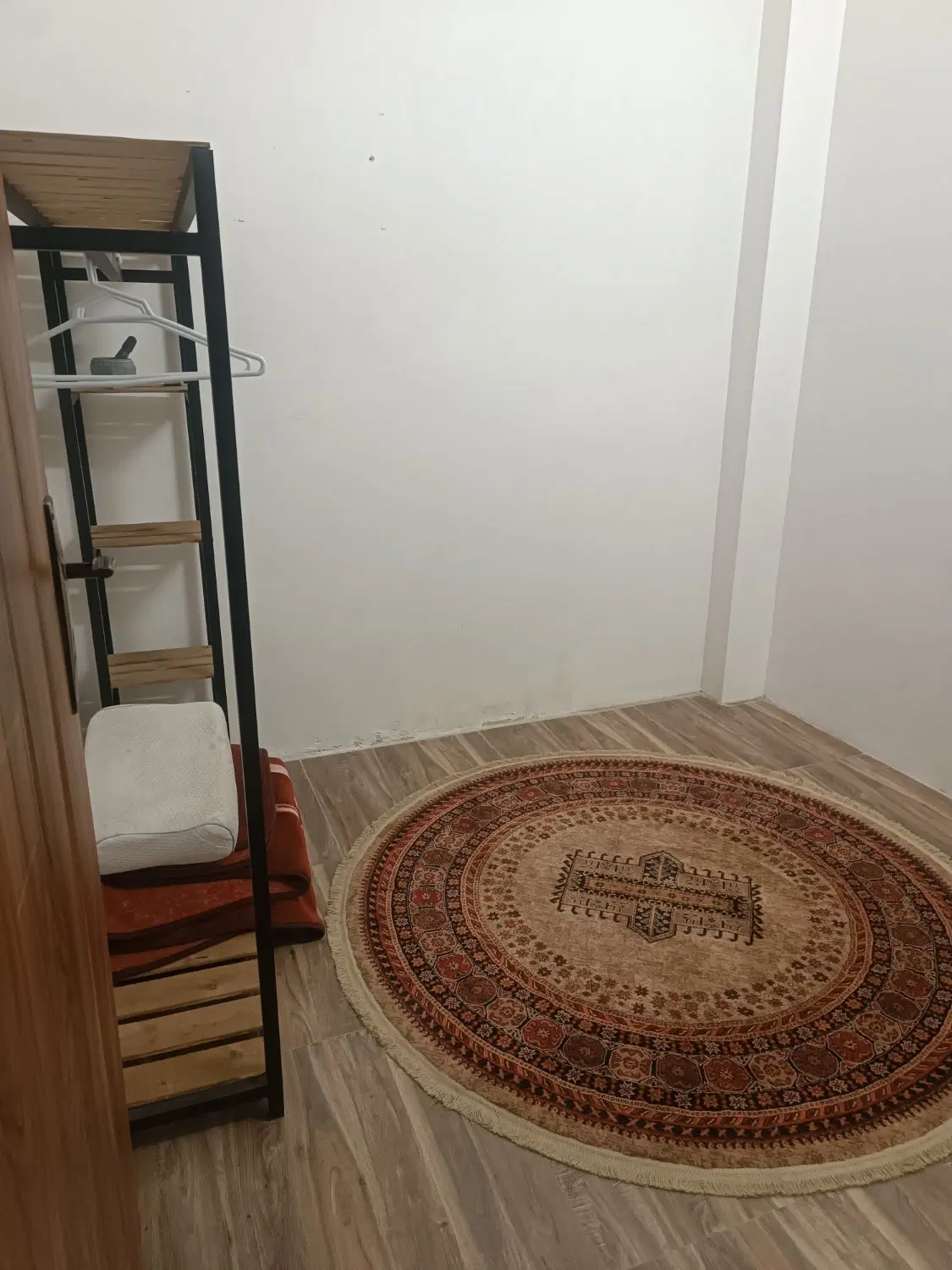صفر راه جدا واحد ۸۰متری با مستر وان جکوزی