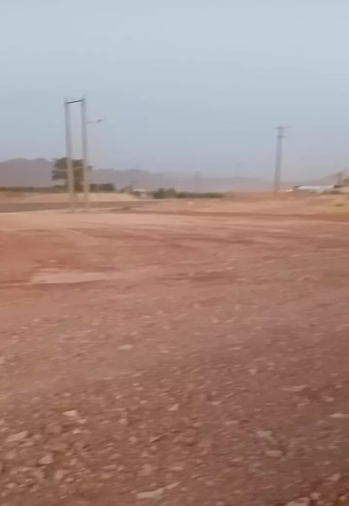 زمین کمالوند