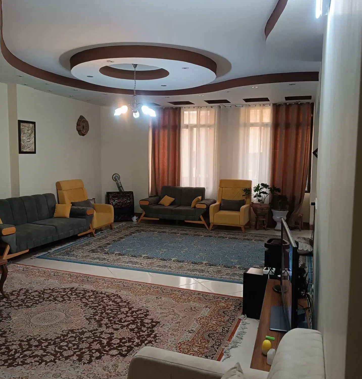آپارتمان 143متری تک واحدی