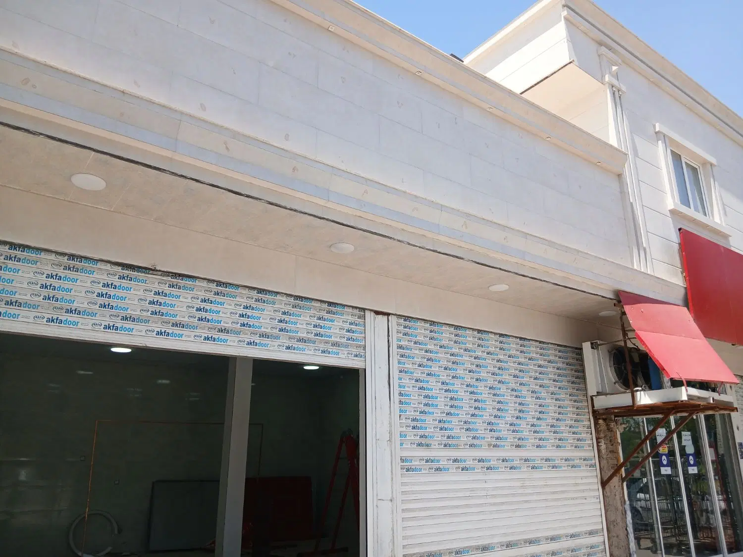 (اجاره مغازه تجاری  ۸۰متر)
