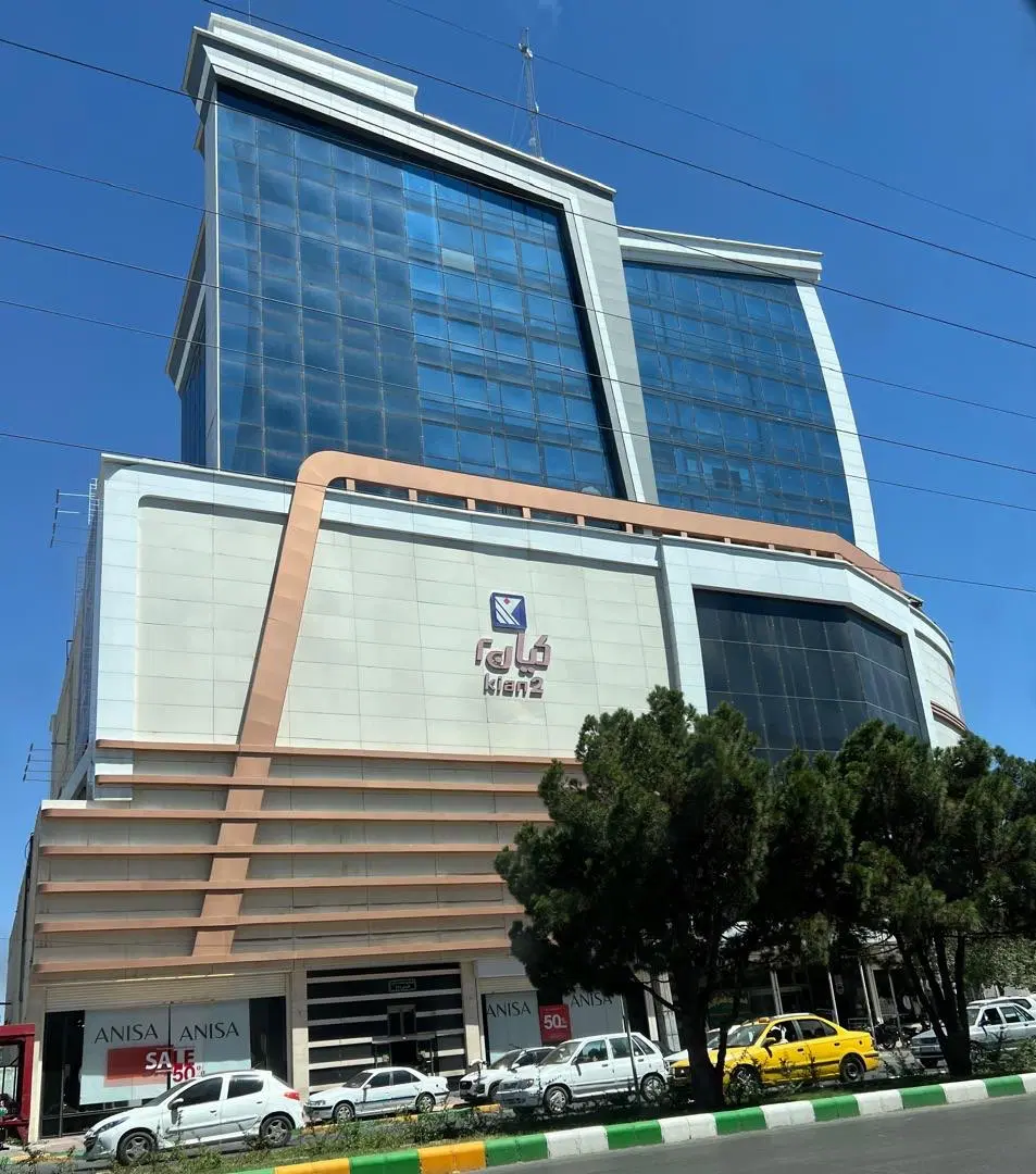 اجاره واحد اداری ۶۰ متری در کیان سنتر ۲
