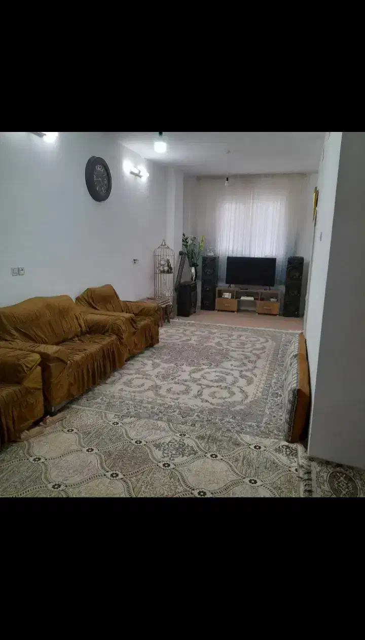 اجار خانه اول بلوارباهنرحاشیه خیابون دربهترین نقطه