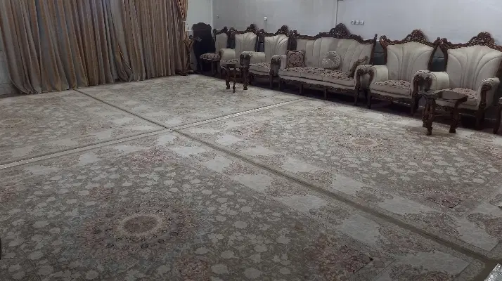 منزل مسکونی بزرگ