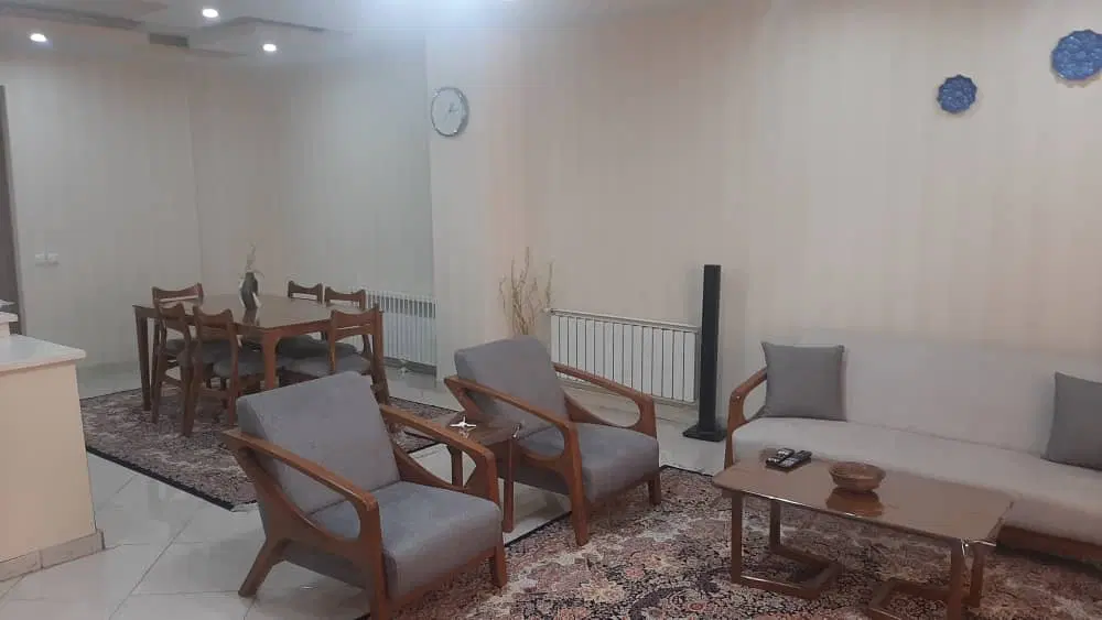 100 متری_ فول امکانات_تاپ لوکیشن