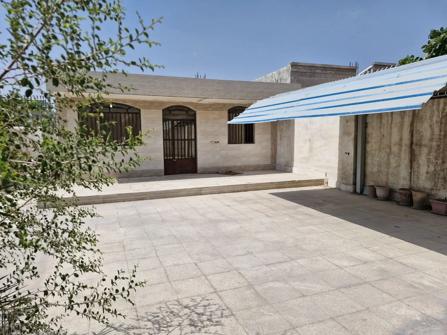 ویلایی 298متری ایسین سریگ اول  تخلیه